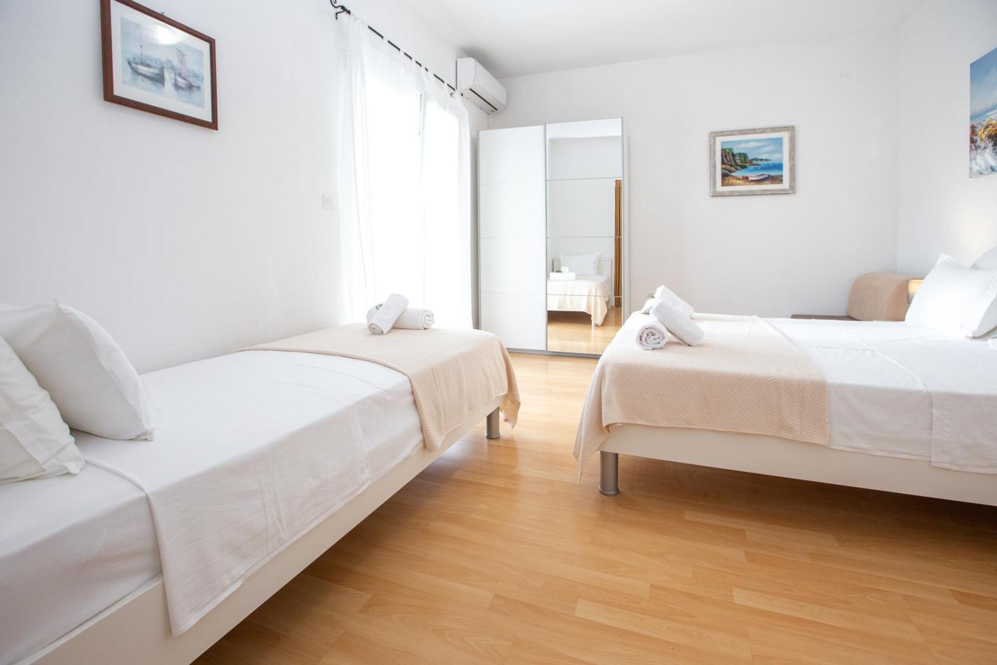 Villa Veca Starigrad-Paklenica Kültér fotó